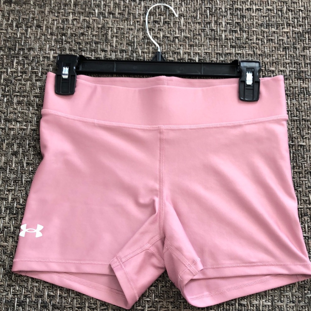 Under Armour Mid Rise Compression shorts